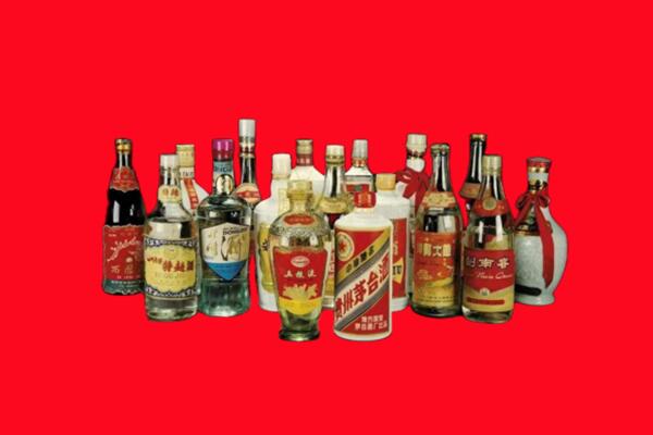 鄂州华容区回收十八老酒.jpg
